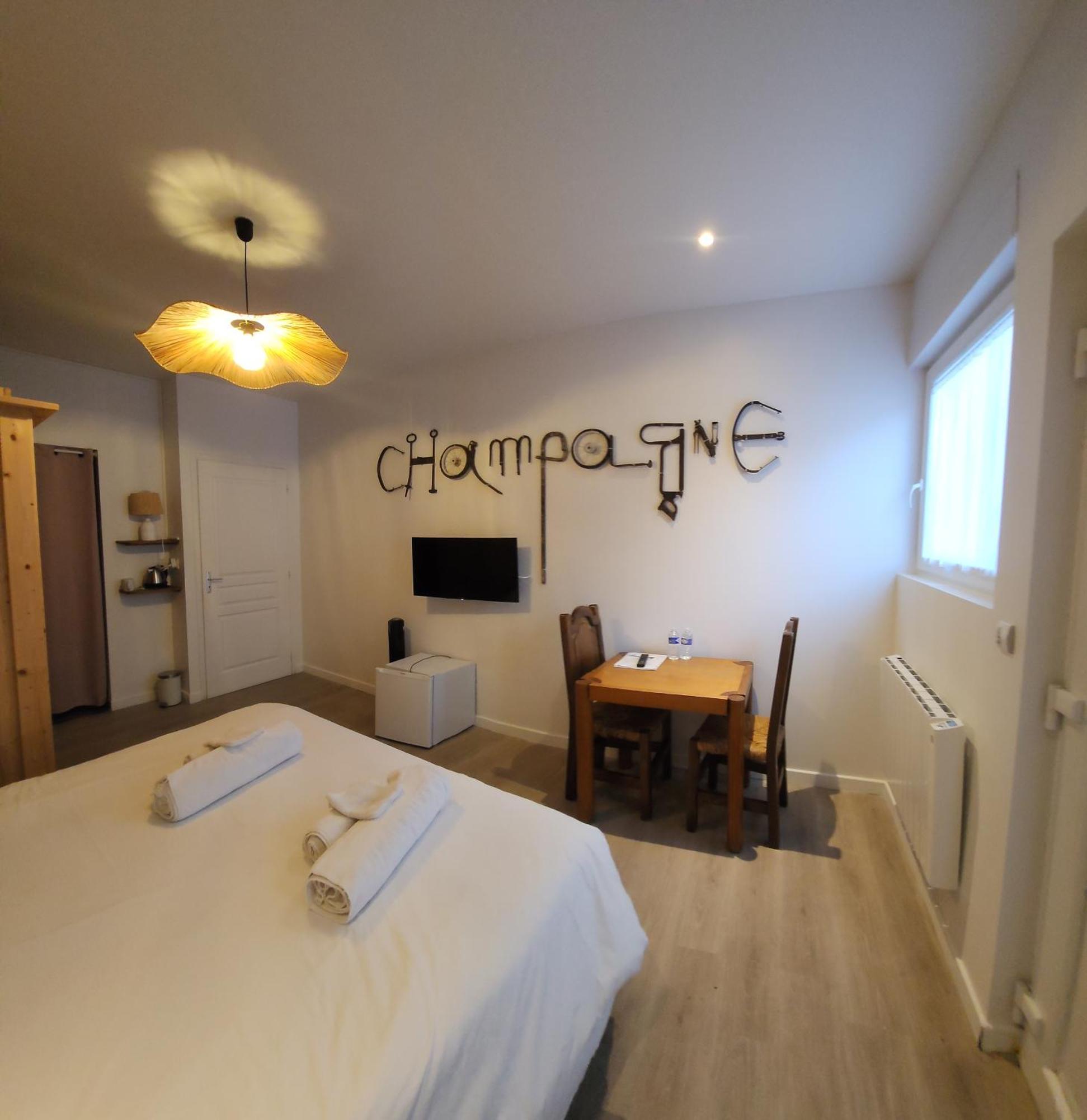 Chambres Privees Hyper-Centre Epernay Lit 160X200Cm מראה חיצוני תמונה